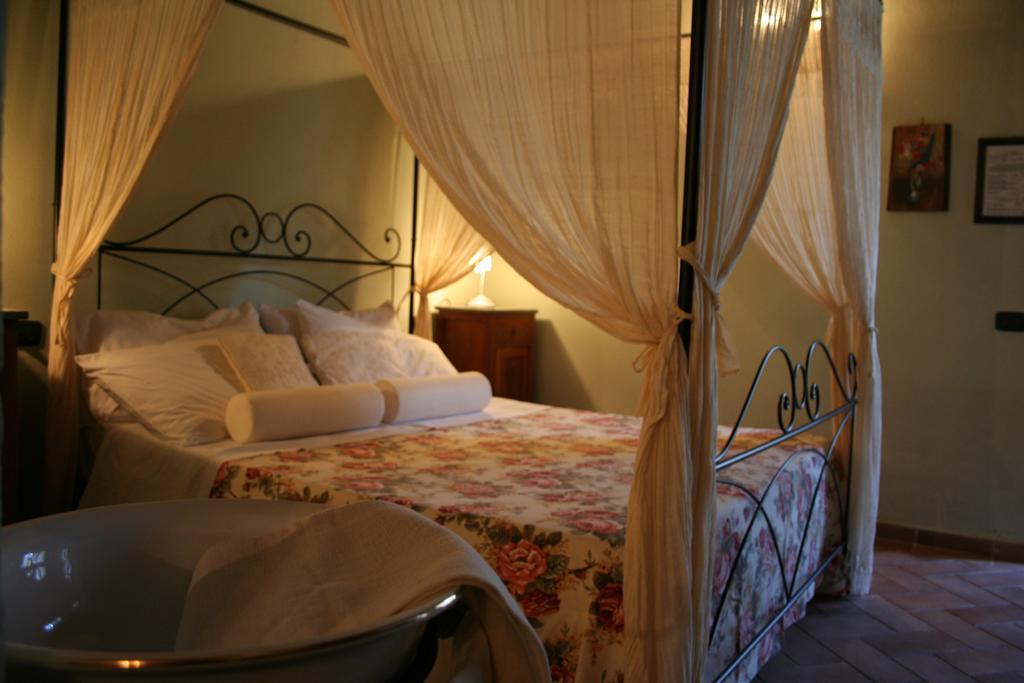 Antico Casale Pozzuolo Villa Seggiano Room photo