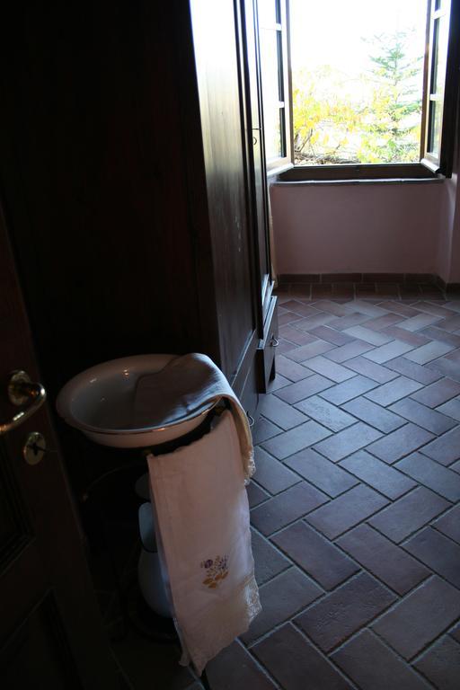 Antico Casale Pozzuolo Villa Seggiano Room photo