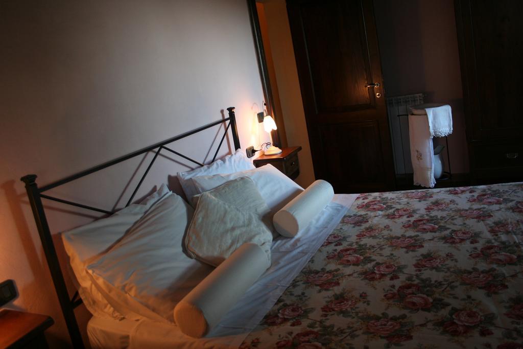 Antico Casale Pozzuolo Villa Seggiano Room photo